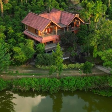 Niyatma Wayanad Pool Resort By Voye Homes Εξωτερικό φωτογραφία