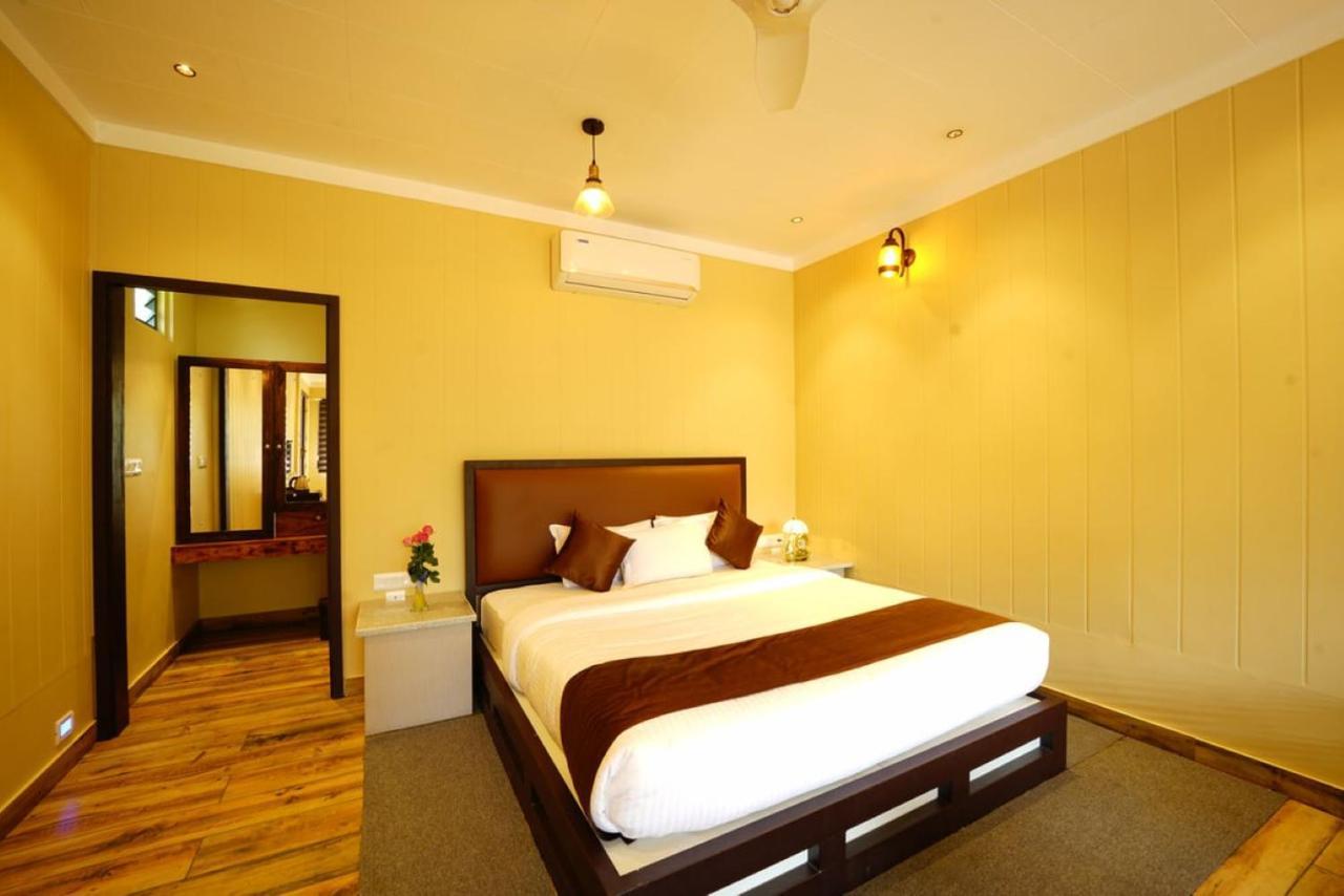 Niyatma Wayanad Pool Resort By Voye Homes Εξωτερικό φωτογραφία